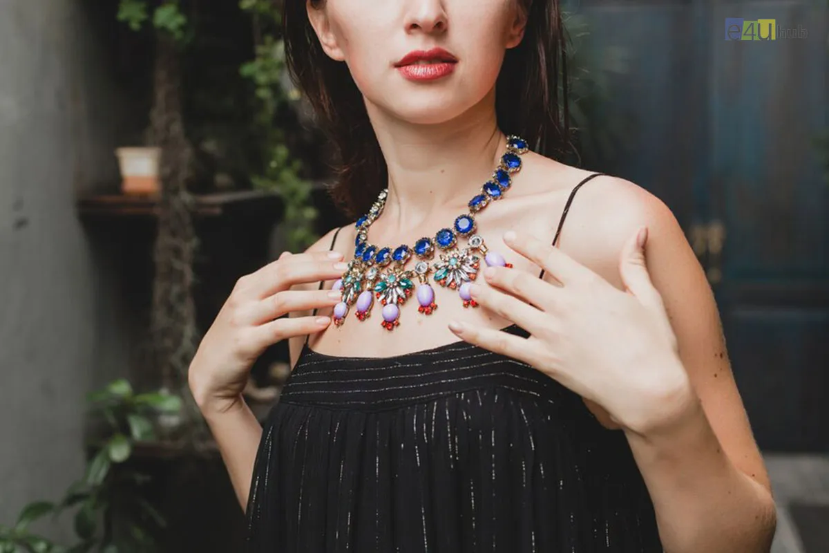 5 Style Tips For Wearing A Necklace