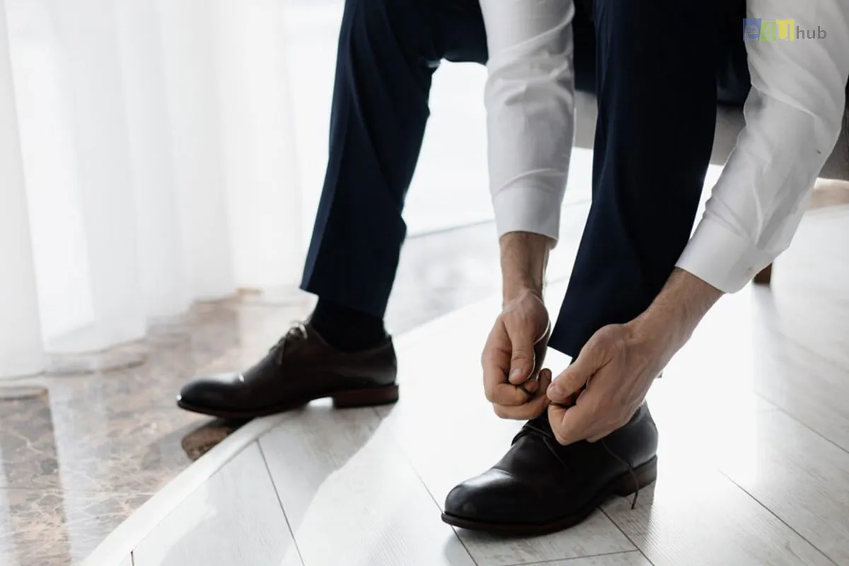 How To Choose Shoes For Suits Of Different Colors? 